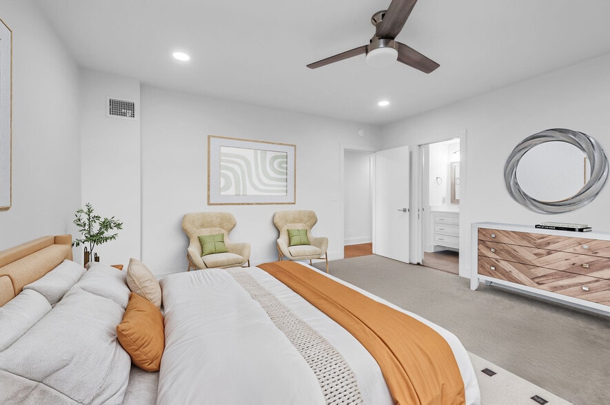 Building Photo - 6666 Brookmont Ter