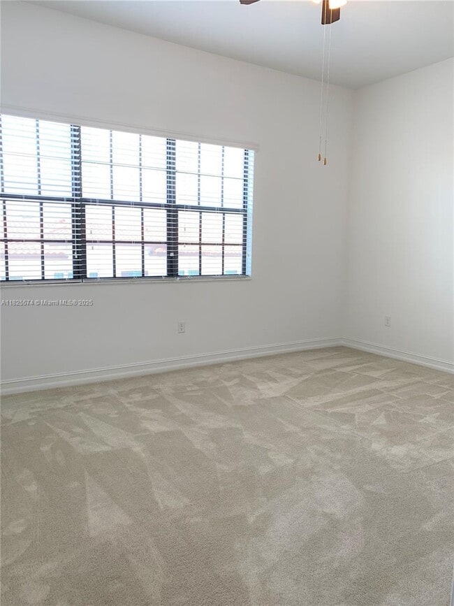 Building Photo - 11717 SW 13th Ct