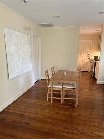 Building Photo - 821 Newell Ave