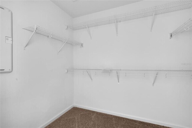 Building Photo - 9836 Walkway Dr