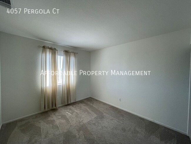 Building Photo - 4057 Pergola Ct