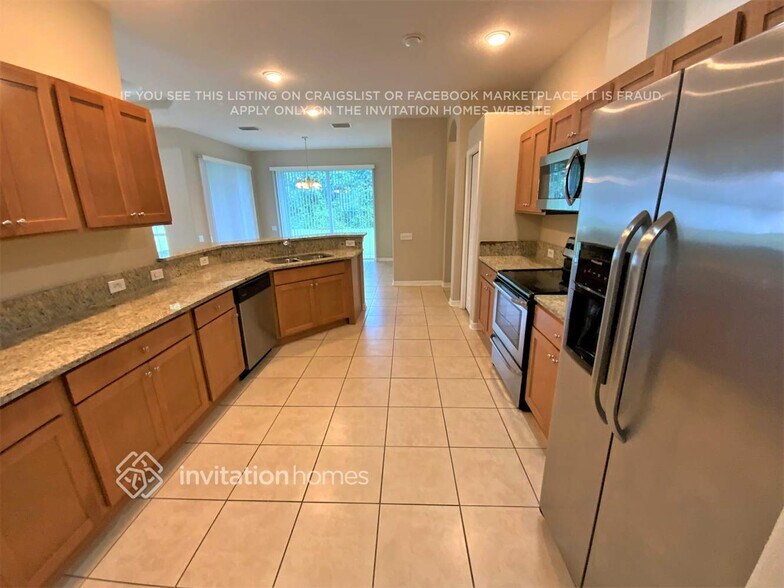 Building Photo - 2144 Edelweiss Loop