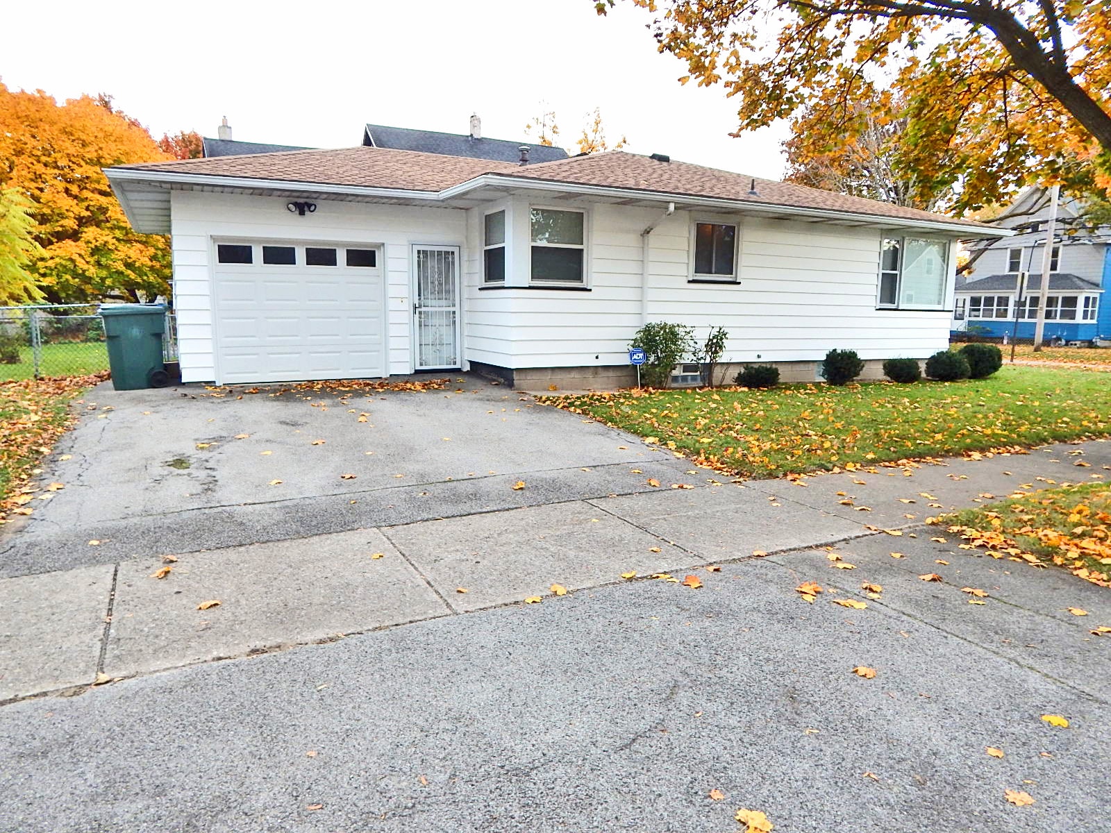 Building Photo - 132 Independence St