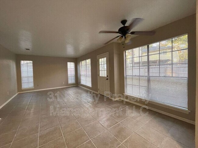 Building Photo - 88 W Rainbow Ridge Cir