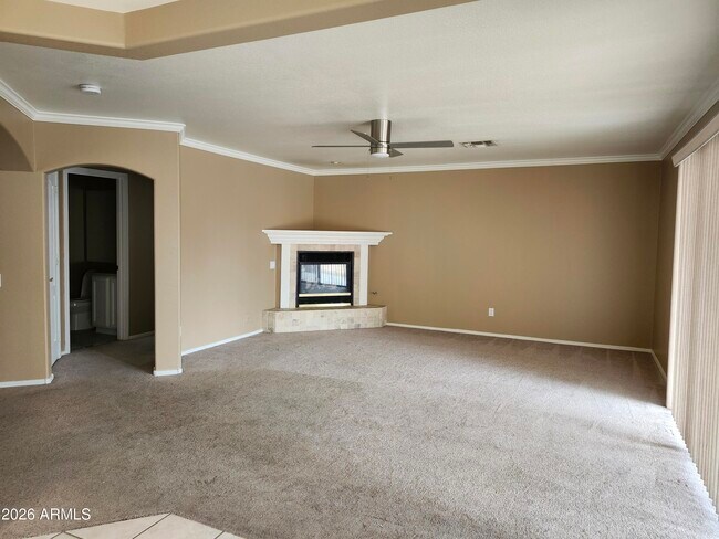 Building Photo - 6652 W Rose Garden Ln