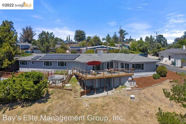 Building Photo - 3 br, 2 bath House - 4200 Aberfoil Ave