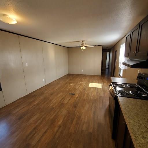 Building Photo - 100 China Gdn Ln