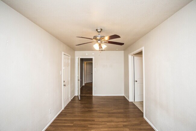 Building Photo - "Charming 4-Bedroom Home with Granite Touches & Gleaming Hardwood Floors in Lubbock!"