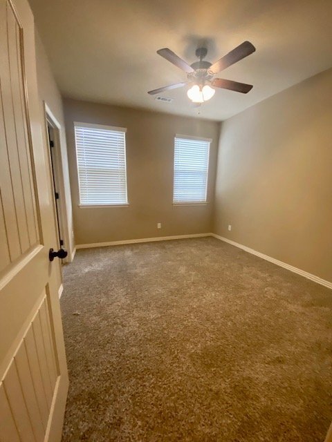 Building Photo - 1087 N Leverett Ave