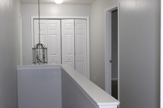 Building Photo - 101 Dorsett Ct