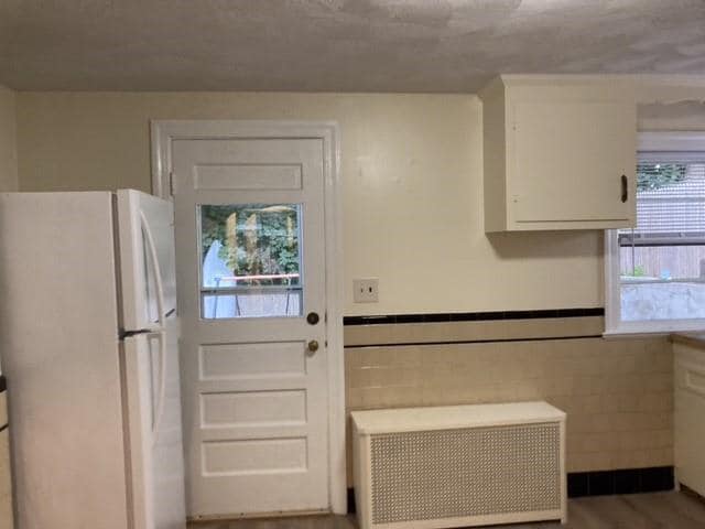 Building Photo - 285 Knollwood Ave