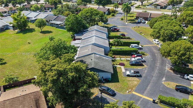 Building Photo - 5113 SW 138th Ave Cir