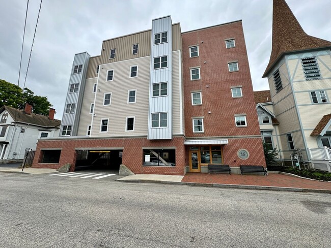 Building Photo - 16 Cutts Avenue