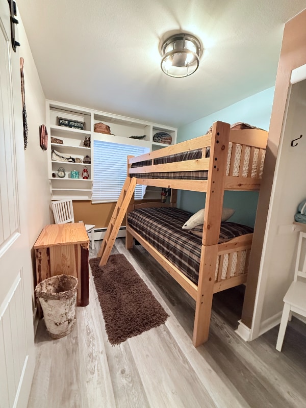 Building Photo - 105 3rd Ave W