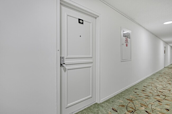 Building Photo - 3589 S Ocean Blvd
