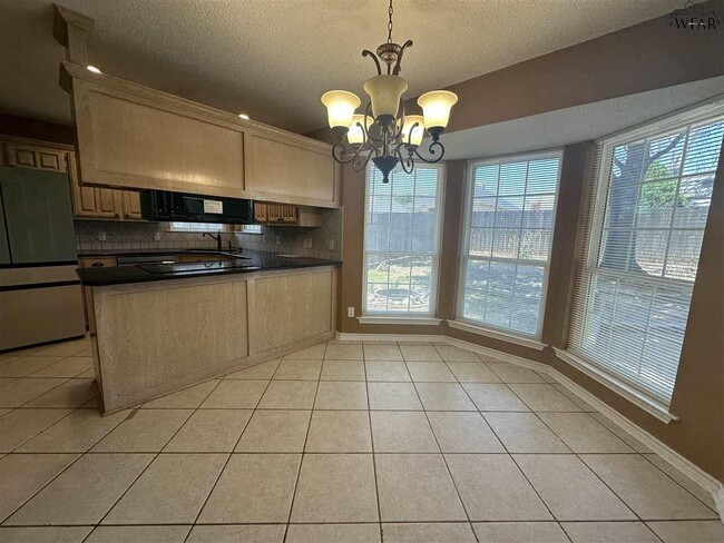 Building Photo - 5312 Pebblestone Dr
