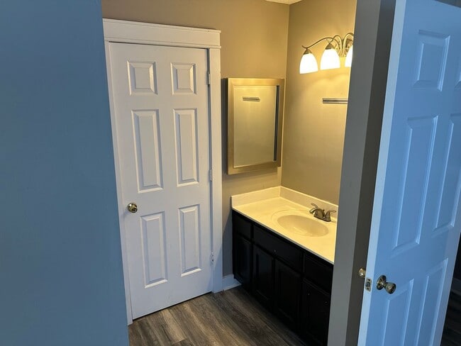 Building Photo - Available June 1st.  Beautiful 2 bed 1.5 bath in Southaven