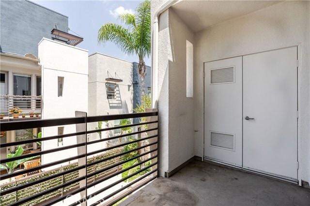 Building Photo - 5510 W 149th Pl