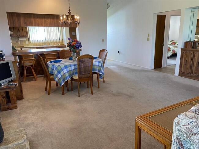Building Photo - 9940 Eagles Point Cir