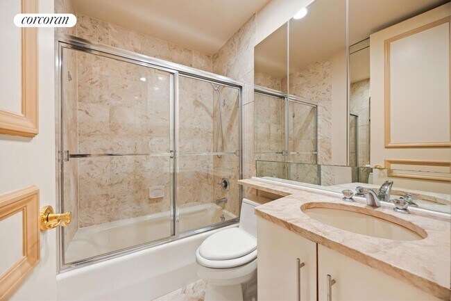 Building Photo - 100 United Nations Plaza