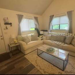 Building Photo - Building 8