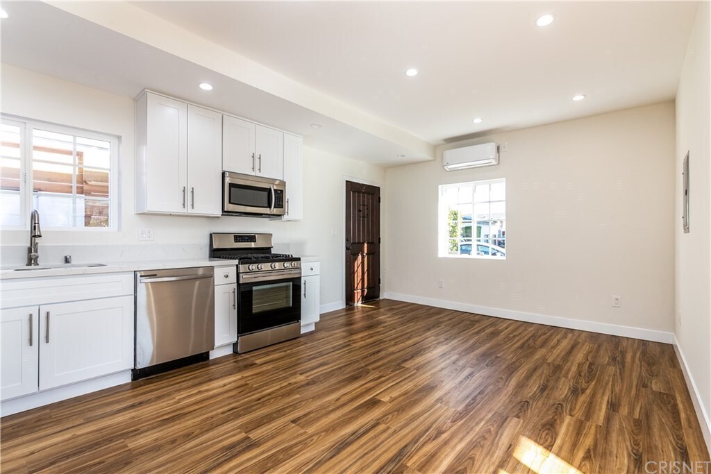 Building Photo - 7039 Bevis Ave