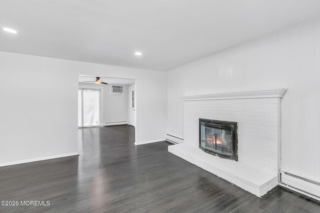Building Photo - 67 Shady Nook Dr
