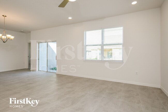 Building Photo - 1226 Ponca Rd