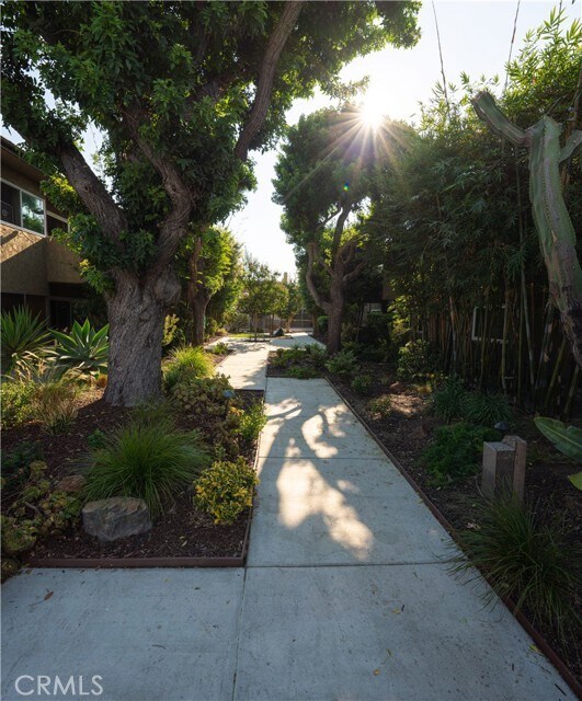 Building Photo - 4727 W 147th St