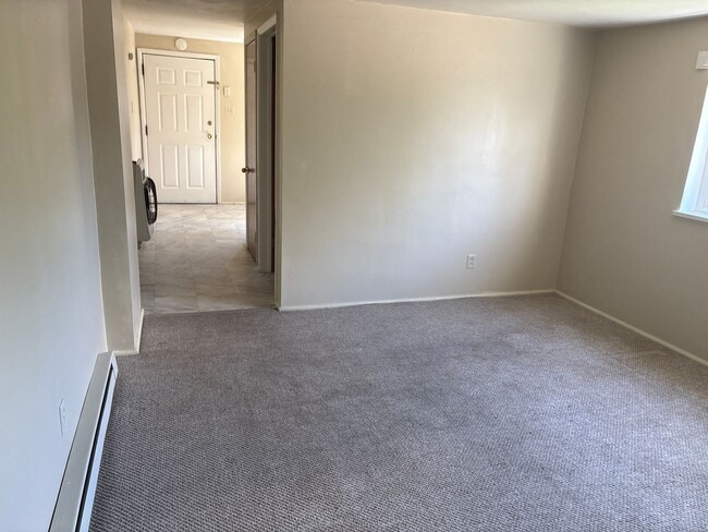 Building Photo - Cozy 1 Bedroom in Dallastown