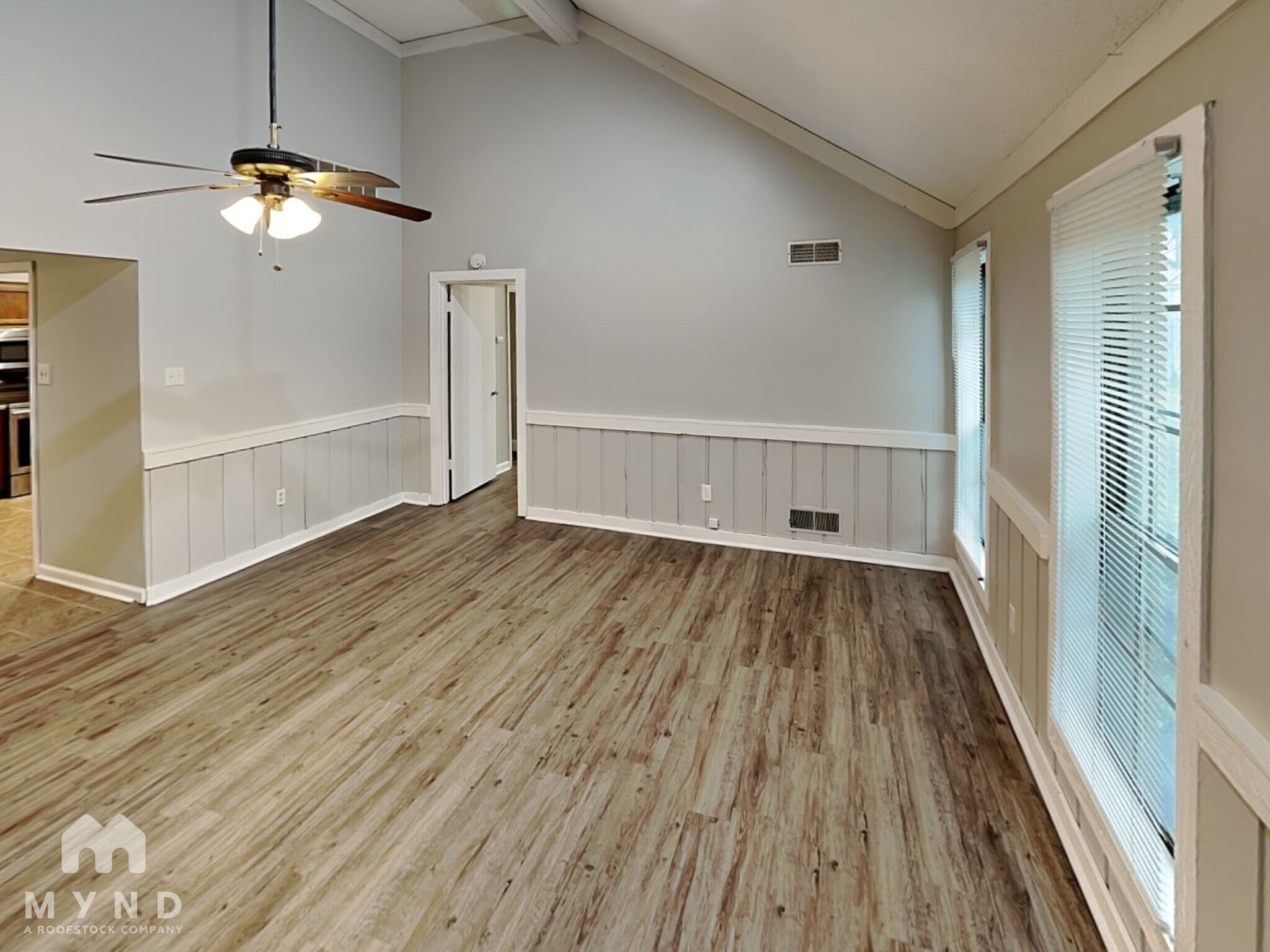 Building Photo - 6827 Starkenburg Ln