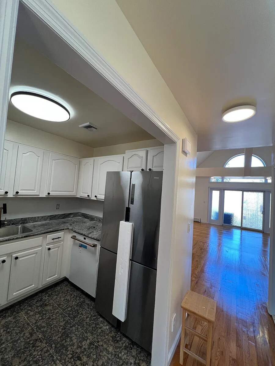 Building Photo - 25016 41st Rd