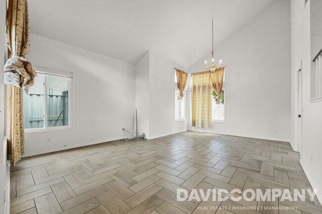 Building Photo - 1258 Biltmore Cir