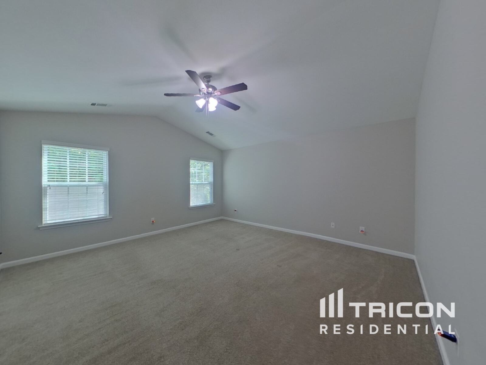 Building Photo - 5936 Sanders Farm Ln