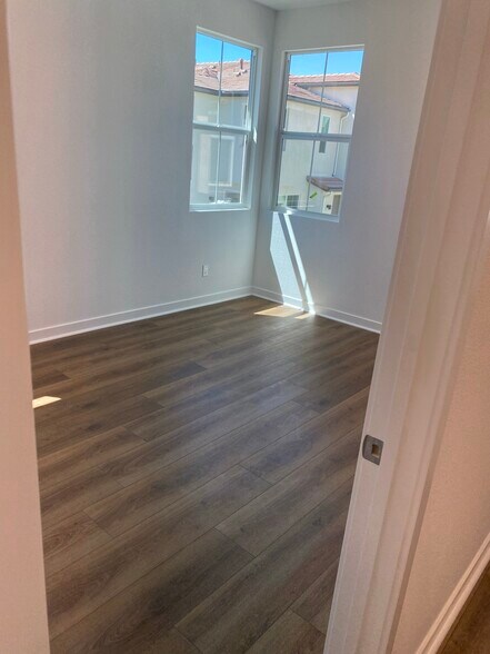 second bedroom - 13086 Olympus Cir