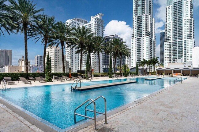 Building Photo - 50 Biscayne Blvd