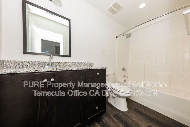 Building Photo - 27309 Barre Dr