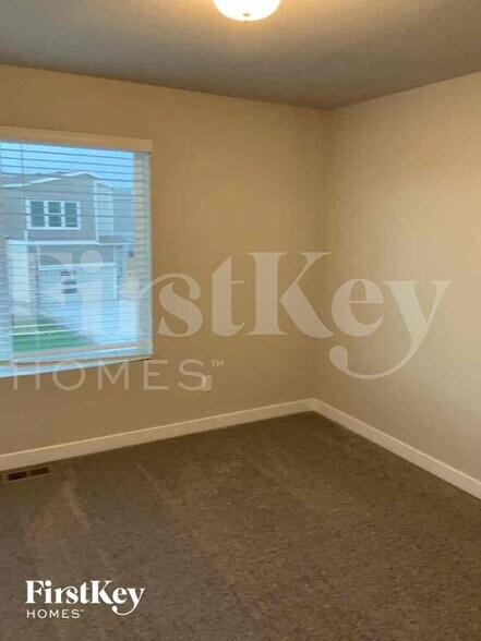 Building Photo - 11123 Murrelet Dr