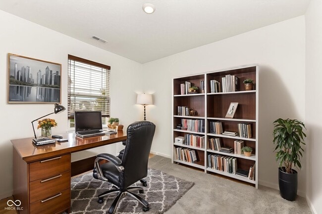 Building Photo - 291 Limerick Ln