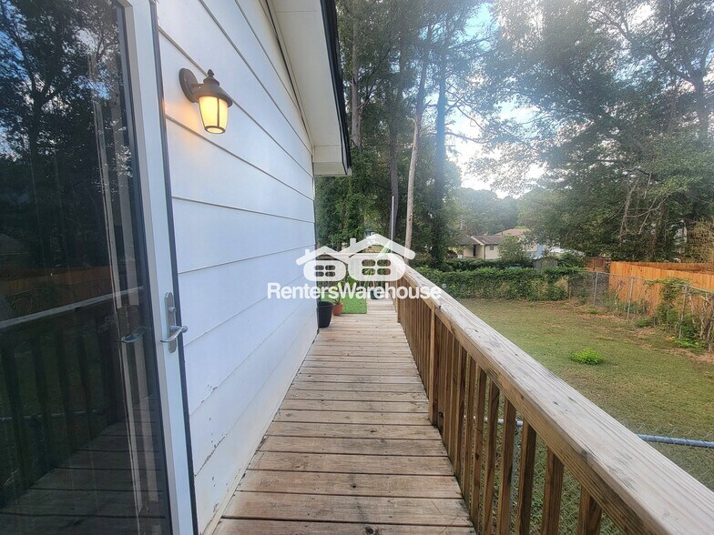 Building Photo - 7539 Pembrook Ct