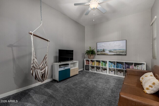 Building Photo - 20399 E Mockingbird Dr