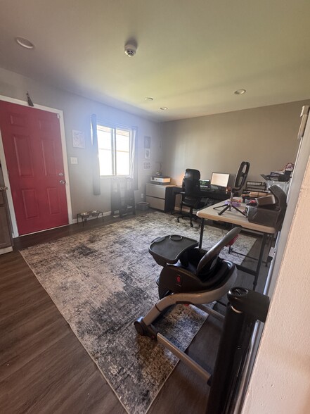 Dining room - 2915 Parsons Ave