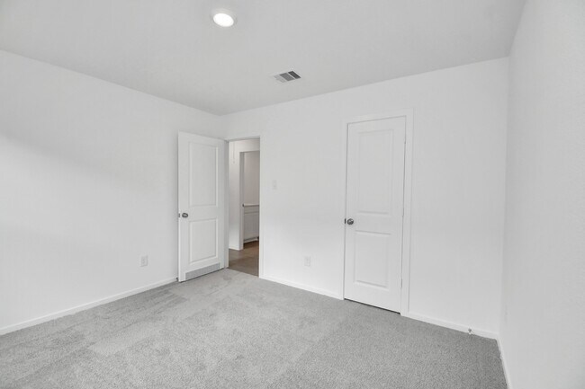 Building Photo - 21522 Cottonwood Mdws Trl