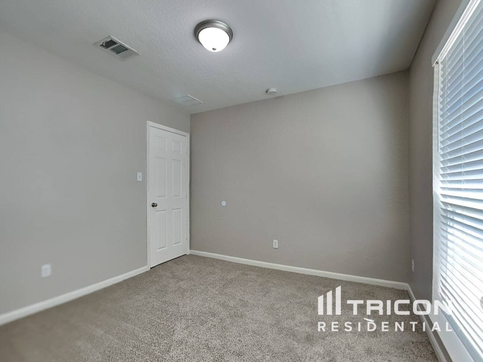 Building Photo - 210 Teron Dr