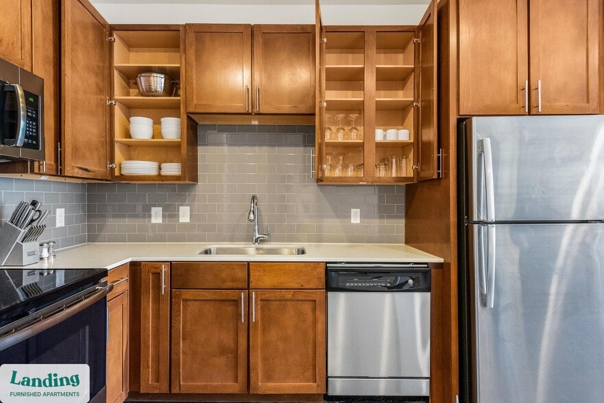 Building Photo - 13920 Mandolin Dr