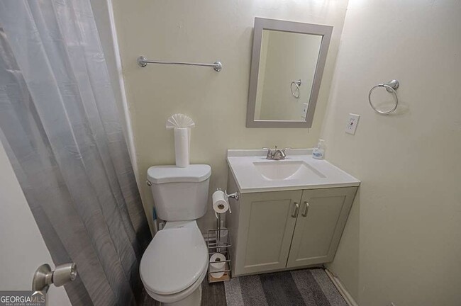 Building Photo - 5393 Kirk Dr