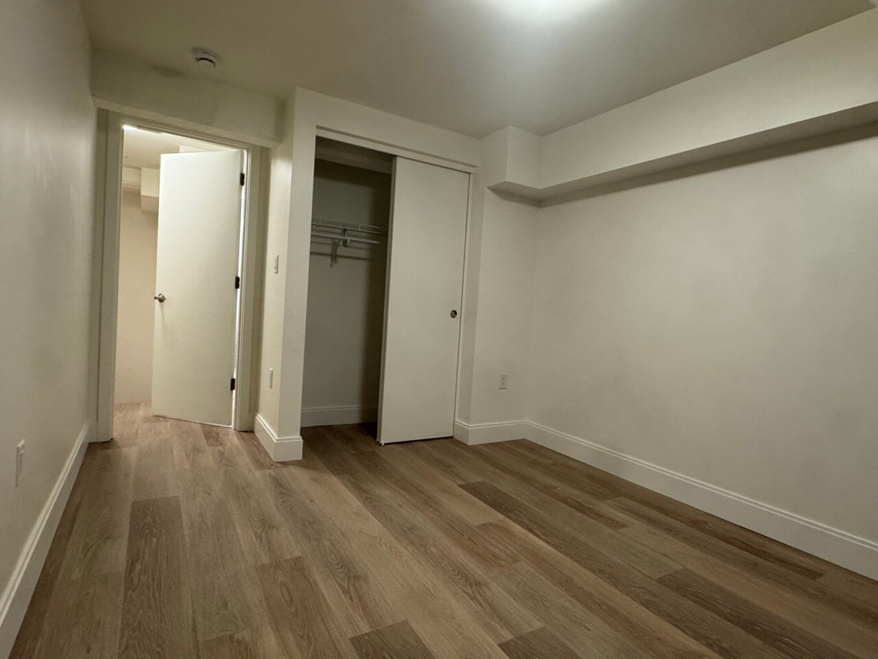 Building Photo - 1065 Commonwealth Ave