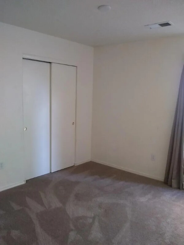 Building Photo - 10008 Cartagena Ave SW
