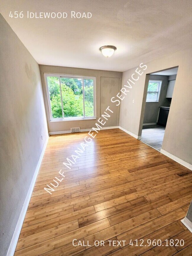 Building Photo - 456 Idlewood Rd