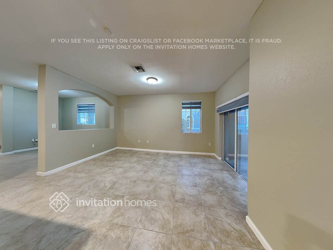 Building Photo - 27407 SW 143rd Ave